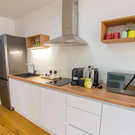 Gallery M And A - With Pool Mostar