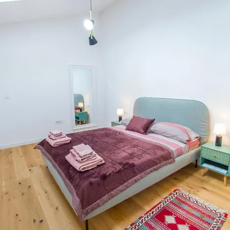 アパート Gallery M And A - With Pool *