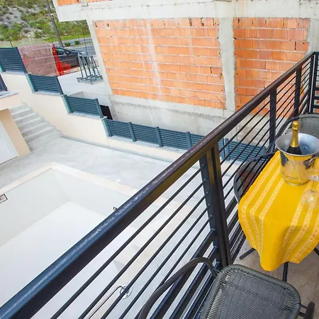 Appartement Gallery M And A - With Pool Mostar