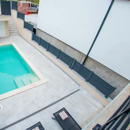 Gallery M And A - With Pool Мостар