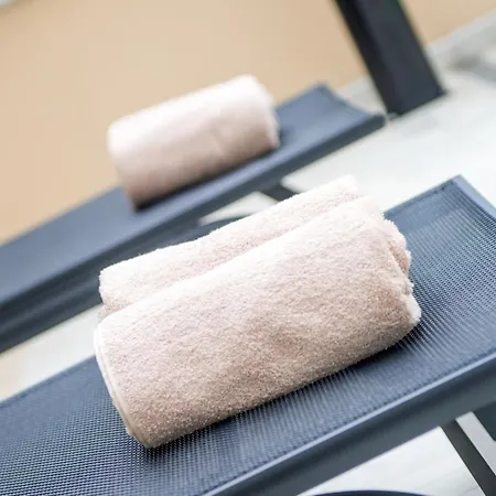 Gallery M And A - With Pool アパート