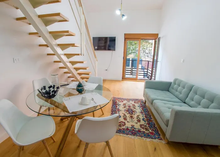 Apartman Gallery M And A - With Pool *