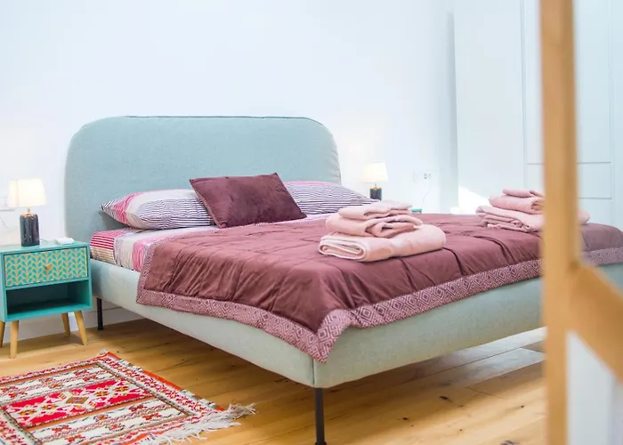 Gallery M And A - With Pool *