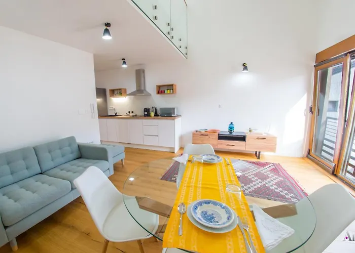 Gallery M And A - With Pool Mostar