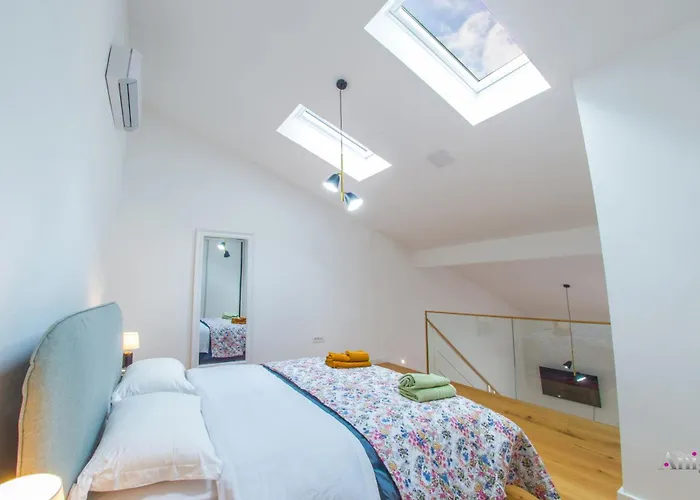 Apartman Gallery M And A - With Pool *