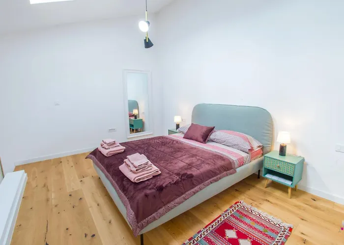 Apartman Gallery M And A - With Pool *