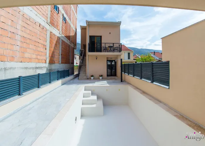 Gallery M And A - With Pool Apartman Mostar